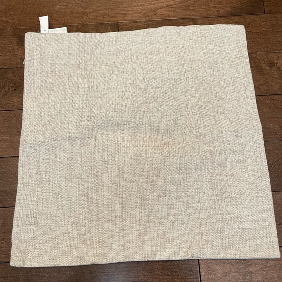 NWT Soha pillow cover - Picture 3 of 3